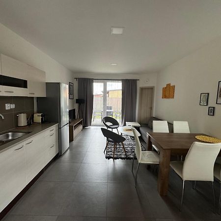 Apartmany Miromar Podivin Ngoại thất bức ảnh