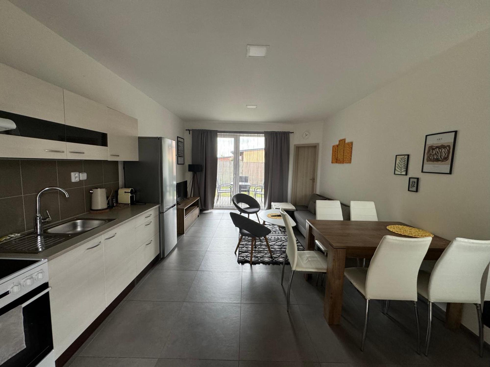 Apartmany Miromar Podivin Ngoại thất bức ảnh